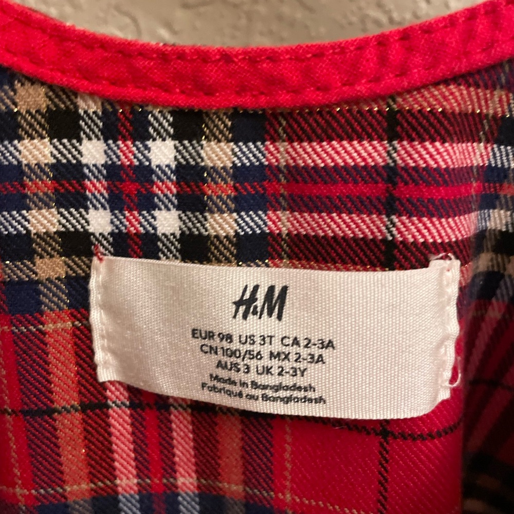 H&M red plaid jumper (2T) - Picture 4 of 7